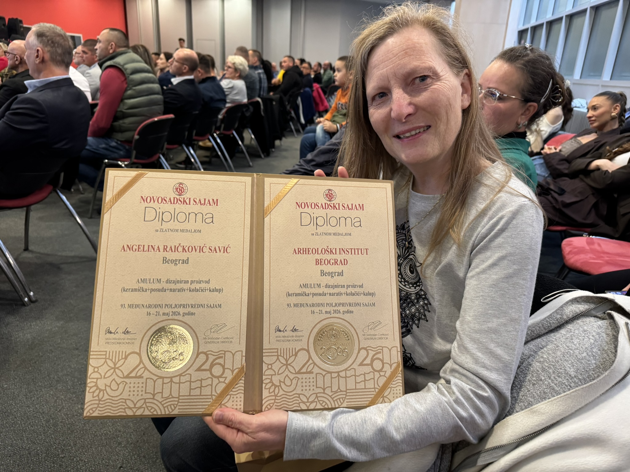 Dve diplome sa zlatnim medaljama — Angelina Raičković Savić i Arheološki Institut Beograd, AMULUM, 93. Međunarodni poljoprivredni sajam